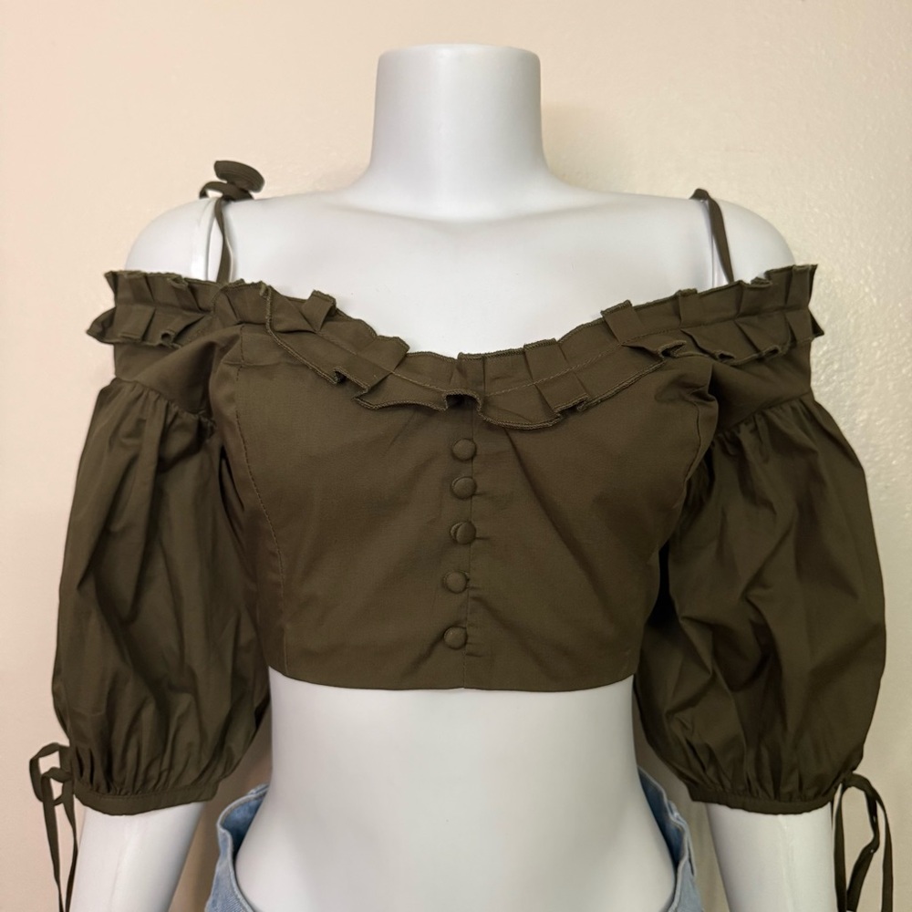 Olive off the shoulder puff sleeve ruffled sweetheart neckline crop top